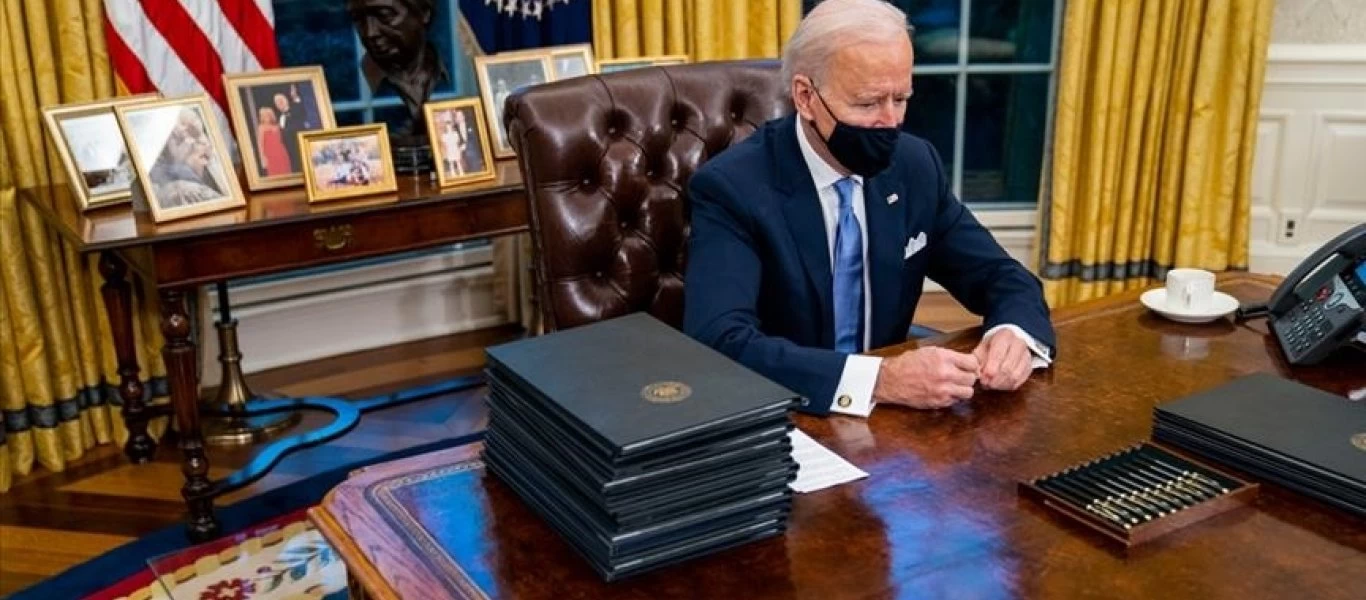  Ολοκληρώθηκε η τηλεφωνική συνομιλία Τζο Μπάιντεν με Βολοντιμίρ Ζελένσκι